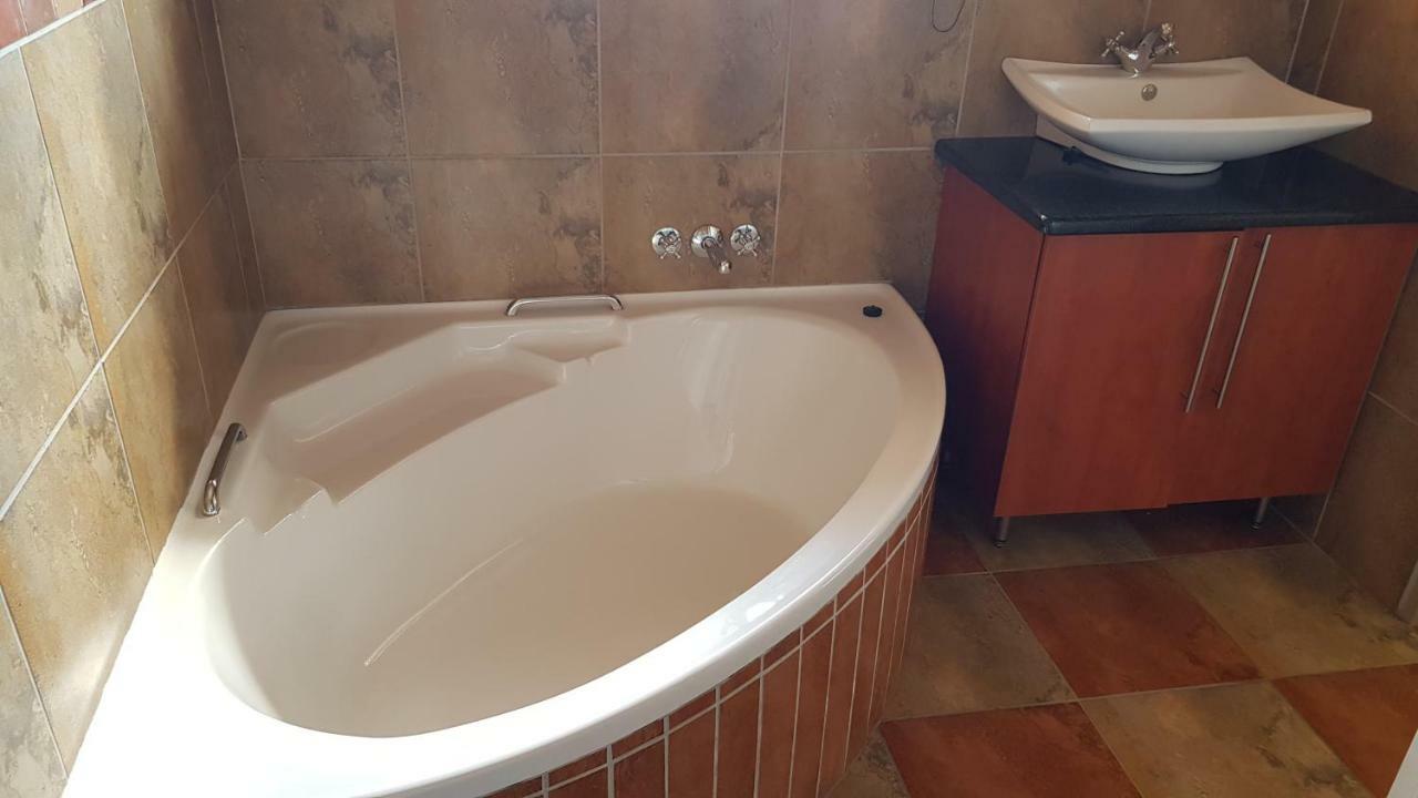 Hornbills Rest Country Home ファラボルワ エクステリア 写真